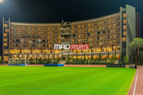 Spor Kampı - Gloria Sports Arena - 