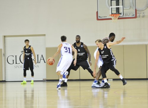 Basketbol Kampı Gloria Sports Arena