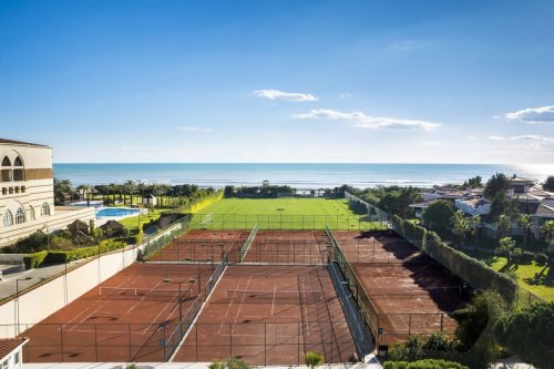 Футбольный тренировочный лагерь в Sirene Belek Hotel